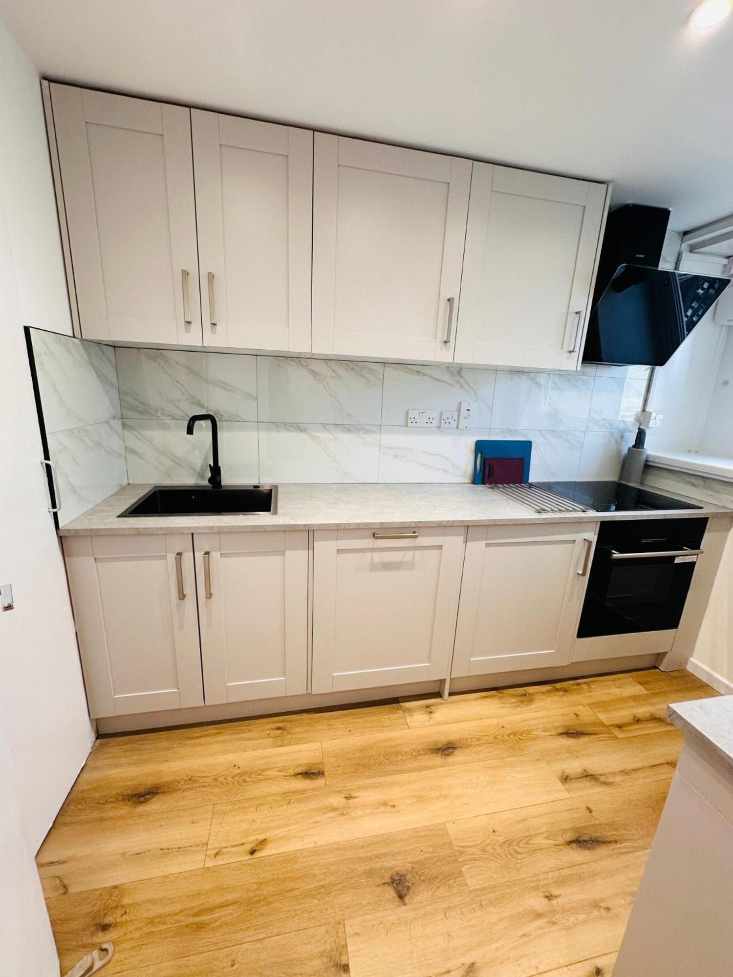 B - Newley Renovated Private Self-Contained Room In A Shared Apartment In Birmingham City Centre Exteriör bild
